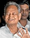 फिर हवा में 'पायलट प्रकरण'3
