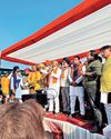 चुनाव से पहले भगवा दल में जूतमपैजार4