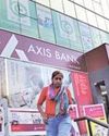 Axis Bank shares slip 5.2% after poor Q1 Axis Bank shares slip 5.2% after poor Q154