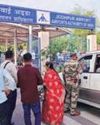 16 हवाई अड्डे बंद 850 उड़ानें रद्द 16 हवाई अड्डे बंद 850 उड़ानें रद्द