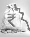 दो दिनों की तेजी के बाद रुपये में गिरावट10