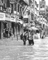 आशियाने के मोह में जान हथेली पर लेकर रहने को तैयार25
