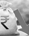 रुपया नए निचले स्तर पर, विदेशी बैंकों के डॉलर बेचने से थोड़ा सुधार रुपया नए निचले स्तर पर, विदेशी बैंकों के डॉलर बेचने से थोड़ा सुधार17