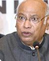 ED raids meant to split Congress, says Kharge31