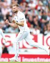 Bowlers put depleted England on top as India falter on Day 177