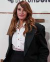 Julia Roberts says her daughter was inspired to give up her phone48