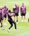 Australia opts for all-pace attack in fourth Ashes Test71