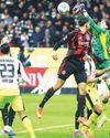 Freiburg beat 10-man Hamburg, Dortmund drop points at Frankfurt70
