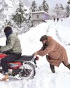 Avalanche kills 9 of a family as snow blankets parts of Pak Avalanche kills 9 of a family as snow blankets parts of Pak38