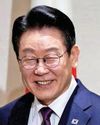Why has Trump threatened to raise tariffs on S. Korea again? Why has Trump threatened to raise tariffs on S. Korea again?28