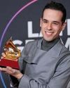 Edgar Barrera creates waves and more with his songs Edgar Barrera creates waves and more with his songs52