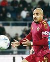 Malen’s double keeps Roma in touch with pack in Italian League Malen’s double keeps Roma in touch with pack in Italian League55