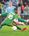 Milan lose ground on Inter after loss to Lazio, Como win66