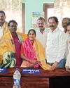 బీటీ రోడ్డు నిర్మాణ పనులను ప్రారంభించిన సర్పంచ్15