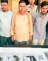 देशी कट्टा बेचने का कारोबार करते थे आरोपी मिर्जापुर स्टाइल में हवाई फायरिंग कर दहशत मचाने की कोशिश, 5 गिरफ्तार देशी कट्टा बेचने का कारोबार करते थे आरोपी मिर्जापुर स्टाइल में हवाई फायरिंग कर दहशत मचाने की कोशिश, 5 गिरफ्तार