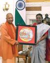 UP CM Meets Prez, Invites Her to Attend Maha Kumbh