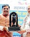 Madhya Pradesh Dairy Federation and NDDB join hands to improve milk producers' earnings
