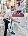 Minister inspects several Chhath Ghats23