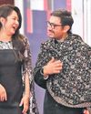 Aamir makes a splash with girlfriend Gauri at Macau fest