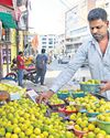 Lemon prices skyrocket, dozen sold at Rs 100 Lemon prices skyrocket, dozen sold at Rs 100