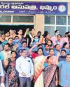 Clear dues, urge GGH contract staff22