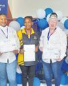 Slangrivier e-Sentrum vereer 12 studente met sertifikate8