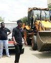 ஆக்கிரமிப்பு அகற்ற வந்த அதிகாரிகளிடம் வியாபாரிகள் வாக்குவாதம்! போக்குவரத்து பாதிப்பு!!8