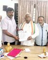 ரயில் நிலையத்தில் விரைவு ரயில்கள் நின்று செல்ல வேண்டும்!9