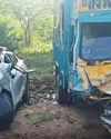 பரமக்குடி அருகே நள்ளிரவில் பயங்கரம்: லாரி - கார் நேருக்கு நேர் மோதி 2 பெண்கள் உள்பட 4 பேர் பலி!1