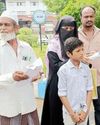 கோர்ட்டு உத்தரவிட்டும் ஜீவனாம்சம் வழங்கவில்லை! கலெக்டரிடம் பெண் முறையீடு!! கோர்ட்டு உத்தரவிட்டும் ஜீவனாம்சம் வழங்கவில்லை! கலெக்டரிடம் பெண் முறையீடு!!