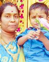 குடும்ப பிரச்சனையால் குழந்தையுடன் பெண் ரயில் முன் பாய்ந்து சாவு!11