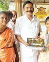 மலேசியாவில் நடந்த கராத்தே குஸ்தி போட்டியில் சேலம் மாணவி முதலிடம்!13