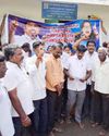 திருவொற்றியூரில் மாநகராட்சி உதவிப் பொறியாளரை கண்டித்து அ.தி.மு.க. வினர் போராட்டம்!25