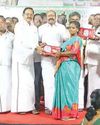 செல்வப்பெருந்தகையை 'பிச்சைக்காரர்' என பேச்சு: எடப்பாடிக்கு, தி.மு.க., காங்கிரஸ், வி.சி.க. கடும் கண்டனம்! செல்வப்பெருந்தகையை 'பிச்சைக்காரர்' என பேச்சு: எடப்பாடிக்கு, தி.மு.க., காங்கிரஸ், வி.சி.க. கடும் கண்டனம்!5