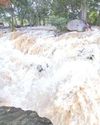 தொடர்ந்து பெய்த கனமழையால் ஒகேனக்கல் காவிரி ஆற்றில் நீர்வரத்து 65 ஆயிரம் கன அடியாக அதிகரிப்பு! தொடர்ந்து பெய்த கனமழையால் ஒகேனக்கல் காவிரி ஆற்றில் நீர்வரத்து 65 ஆயிரம் கன அடியாக அதிகரிப்பு!3