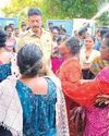 வத்தலகுண்டு அருகே அ.தி.மு.க. பிரமுகருக்கு கத்திக்குத்து! வத்தலகுண்டு அருகே அ.தி.மு.க. பிரமுகருக்கு கத்திக்குத்து!9