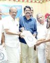 பள்ளி மாணவர்களுக்கு நோட்டுப்புத்தகம் வழங்கும் விழா!19
