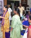 மக்கள் குறைதீர்க்கும் நாள் கூட்டத்தில் நலத்திட்ட உதவி வழங்கிய நாமக்கல் ஆட்சியர் மக்கள் குறைதீர்க்கும் நாள் கூட்டத்தில் நலத்திட்ட உதவி வழங்கிய நாமக்கல் ஆட்சியர்