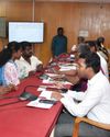 பொதுமக்களிடமிருந்து கோரிக்கை மனு பெற்ற ஆட்சியர் பொதுமக்களிடமிருந்து கோரிக்கை மனு பெற்ற ஆட்சியர்