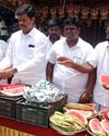 விழுப்புரம் திமுக சார்பில் நீர் மோர் பந்தல் திறப்பு விழுப்புரம் திமுக சார்பில் நீர் மோர் பந்தல் திறப்பு