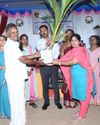 மனுநீதிநாள் முகாமில் பயனாளிகளுக்கு நலத்திட்ட உதவிகளை வழங்கிய ஆட்சியர்10