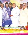 மணவெளி தொகுதி என்.ஆர்.காங் பிரமுகர் பிறந்த நாள்: முதலமைச்சர் ரங்கசாமி நேரில் வாழ்த்து5