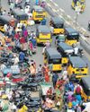 Court raps corpn over hawkers on NSC Bose Road18