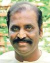 Stalin lauds poet Vairamuthu Stalin lauds poet Vairamuthu