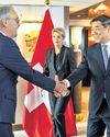 Officials from US, China Hold Tense Talks in Geneva Officials from US, China Hold Tense Talks in Geneva