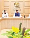 Fadnavis Takes Stock of Maha Security