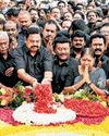 Tributes paid to Periyar, MGR on death anniv16