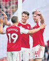 Arsenal breeze past Fulham to go six points clear63