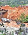 LANDSLIP AT WAYANAD TUNNEL ROAD SITE KILLS 3 LANDSLIP AT WAYANAD TUNNEL ROAD SITE KILLS 31