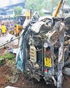 4 GIRLS KILLED AFTER LORRY FALLS ON THEM